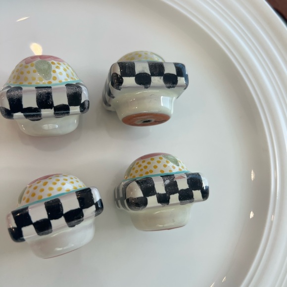 MacKenzie-Childs Petit Four Square Rose Majolica Decorative Knob Set 4 - Picture 4 of 7